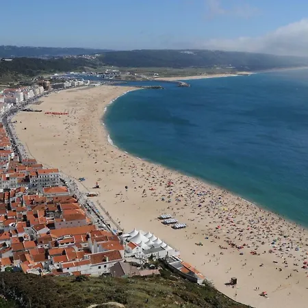 Dom wakacyjny Housebea *