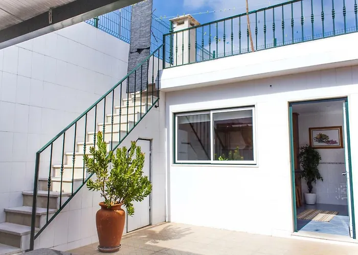 בית נופש Housebea